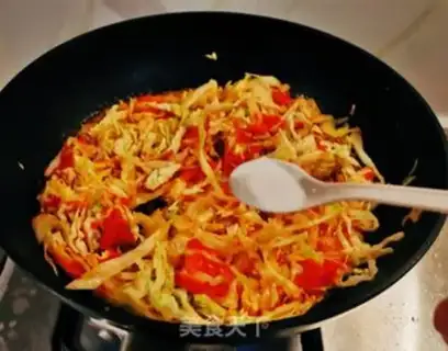 Make Tomato juice and yellow fish step 7