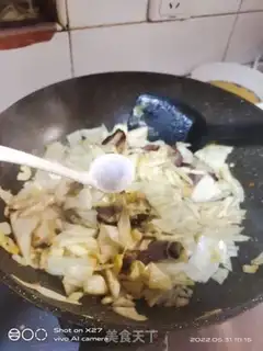 Make Sausage buns step 3