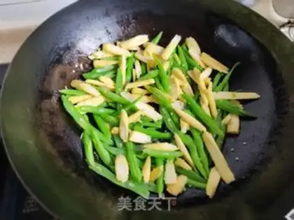 Make Corn bean fried meat step 6
