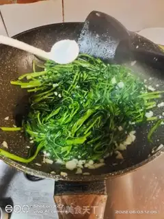Make Garlic cabbage step 5