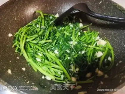 Make Garlic cabbage step 6
