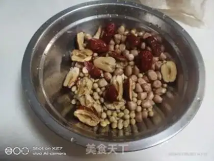 Make "Red-tree peanut soy sauce." step 0