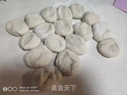 Make Plum-dry meat buns step 10