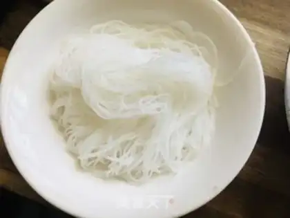 Make A fan of duck blood step 1