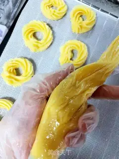 Make Basic colored cookies step 14