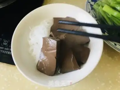 Make A fan of duck blood step 4