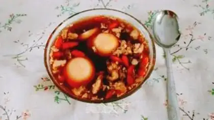 Make Boiled eggs with red sugar step 6