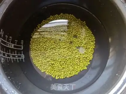 Make Sweet green bean congee step 3