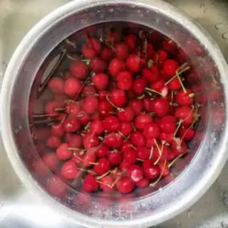 Make Sweet cherry step 0
