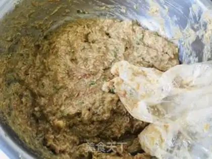 Make Big radish dumplings step 5