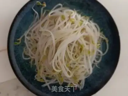 Make Saltwater green bean sprouts step 5