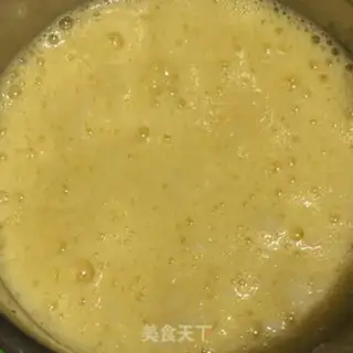 Make Gold egg fried rice step 1