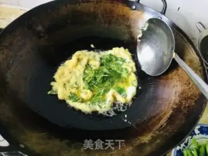 Make Fried eggs step 6