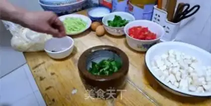 Make Garlic noodles step 1