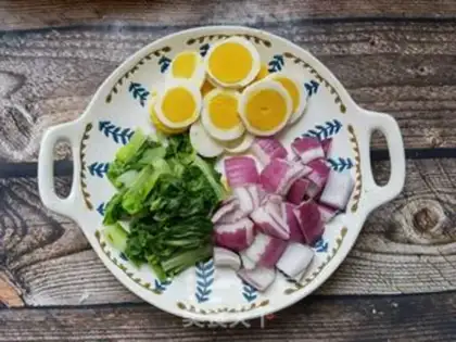 Make The little cabbage onions step 4