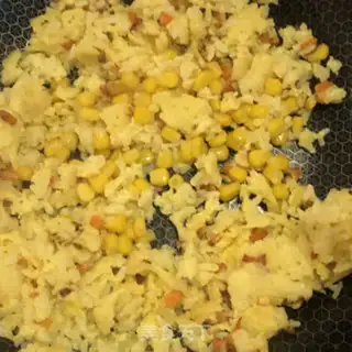 Make Gold egg fried rice step 11