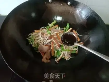 Make Smoky bean sprouts step 3