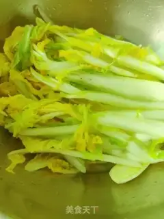 Make Cool doll food step 4
