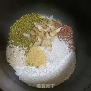 Make Lily green bean congee step 0