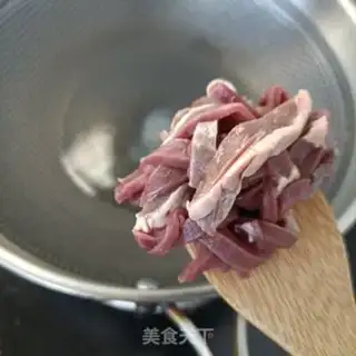 Make White mushroom peppers for the heart step 6