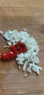 Make Little rice greasy paste fried potatoes step 1