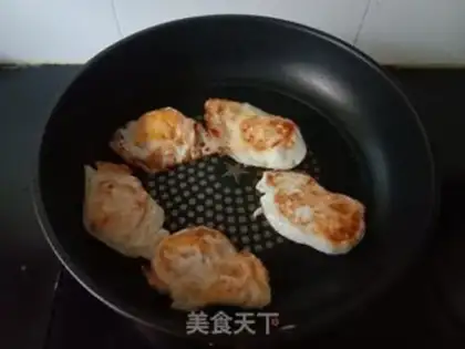 Make Soy sauce and eggs step 3