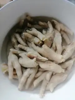 Make Lemon chicken claws step 1