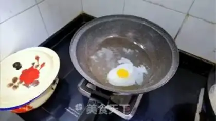 Make Sour soup mustache noodles step 3