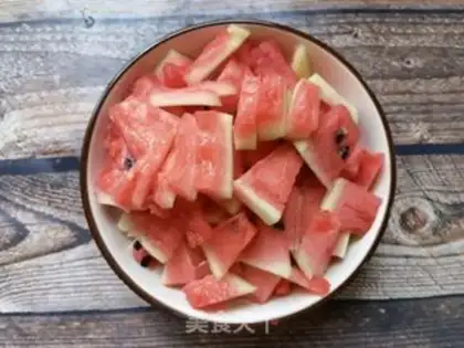 Make Twin pepper melon cucumber sauce step 3