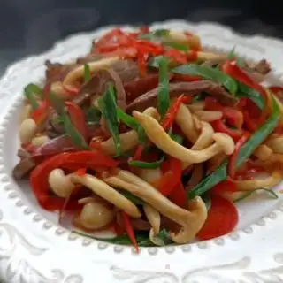 Make White mushroom peppers for the heart step 16