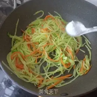 Make Carrot fried abalone step 4