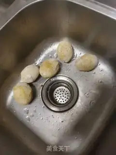 Make Precious eggs step 0
