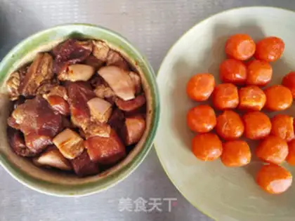 Make Salted egg and yellow meat step 1