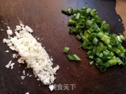 Make Garlic butter shrimp step 1