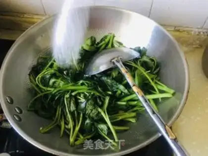 Make Garlic cabbage step 4