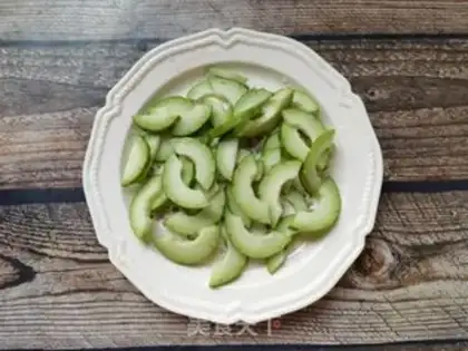 Make Little peppers of garlic and pickles step 2