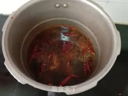 Make Hot pig hoof step 5