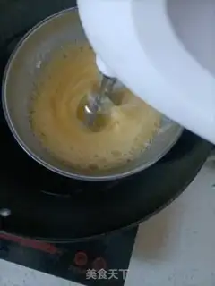 Make Six inches full of sponge cake step 2