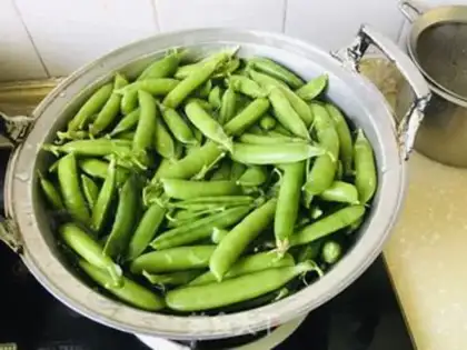 Make White water for peas step 2