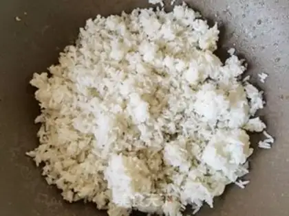 Make Egg onion fried rice step 5