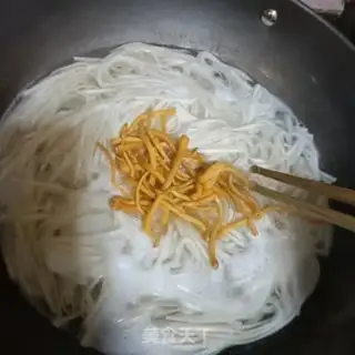 Make Egg noodles step 5