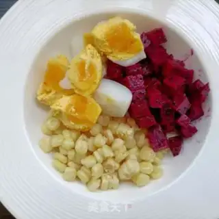 Make Corn Goose Flamingo salad step 5