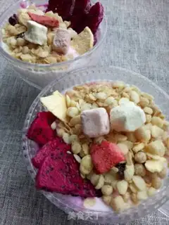 Make Flamingo oatmeal milk cup step 4