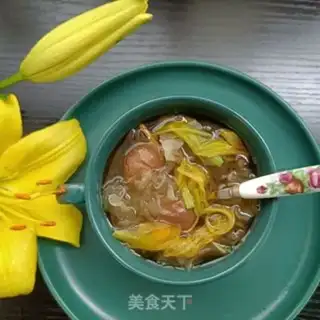 Make Lily