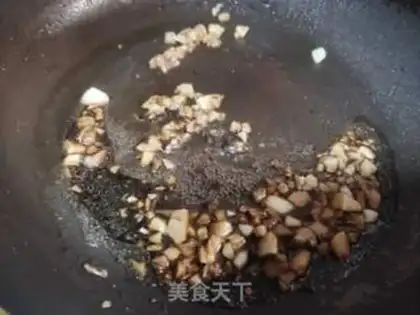 Make cucumber mollusk step 2