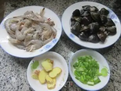 Make Fried sea and sea step 0