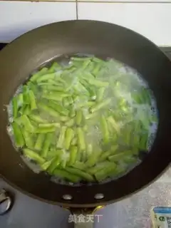 Make Tomato bean noodle step 0