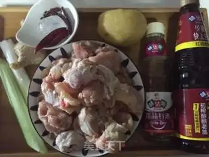 Make A chicken-cooked potato stew step 0