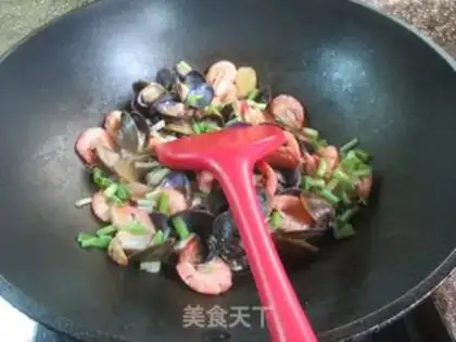Make Fried sea and sea step 6
