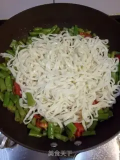 Make Tomato bean noodle step 5